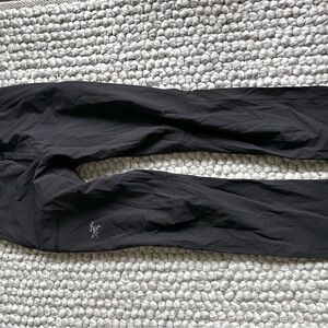 Arc'teryx Men's Black Hiking Pants